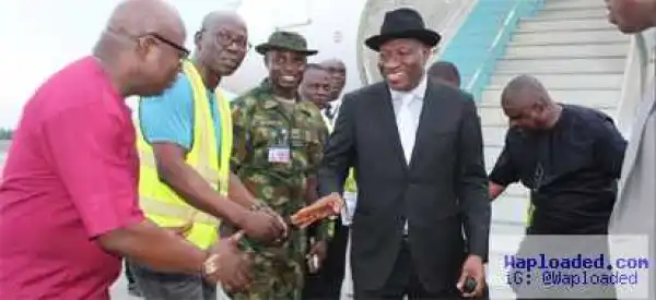 Photos: Fomer President Goodluck Jonathan Is Back To Nigeria 